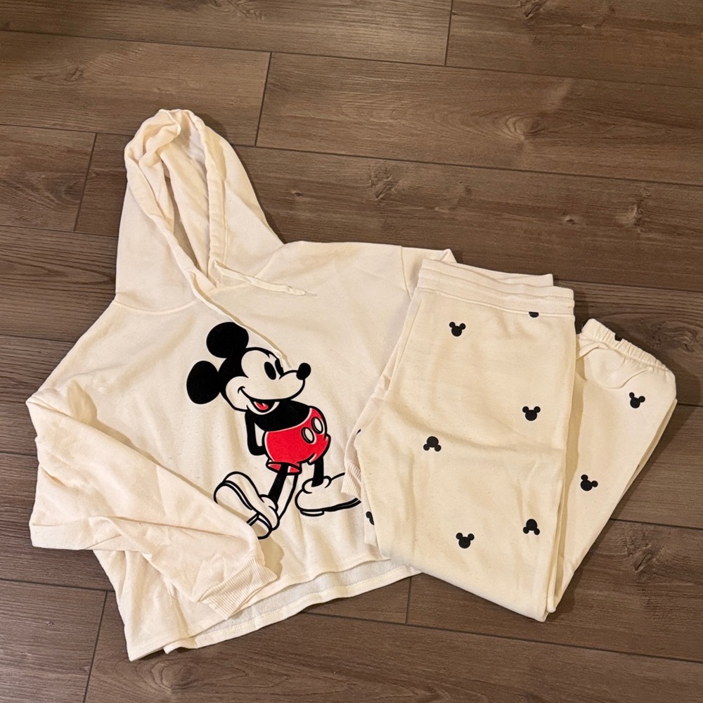 * Soft Disney Mickey Mouse Matching Set